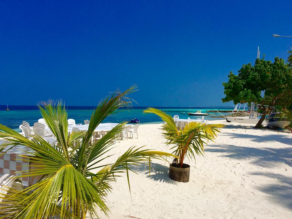 Faza View Inn, Maafushi Exterior photo